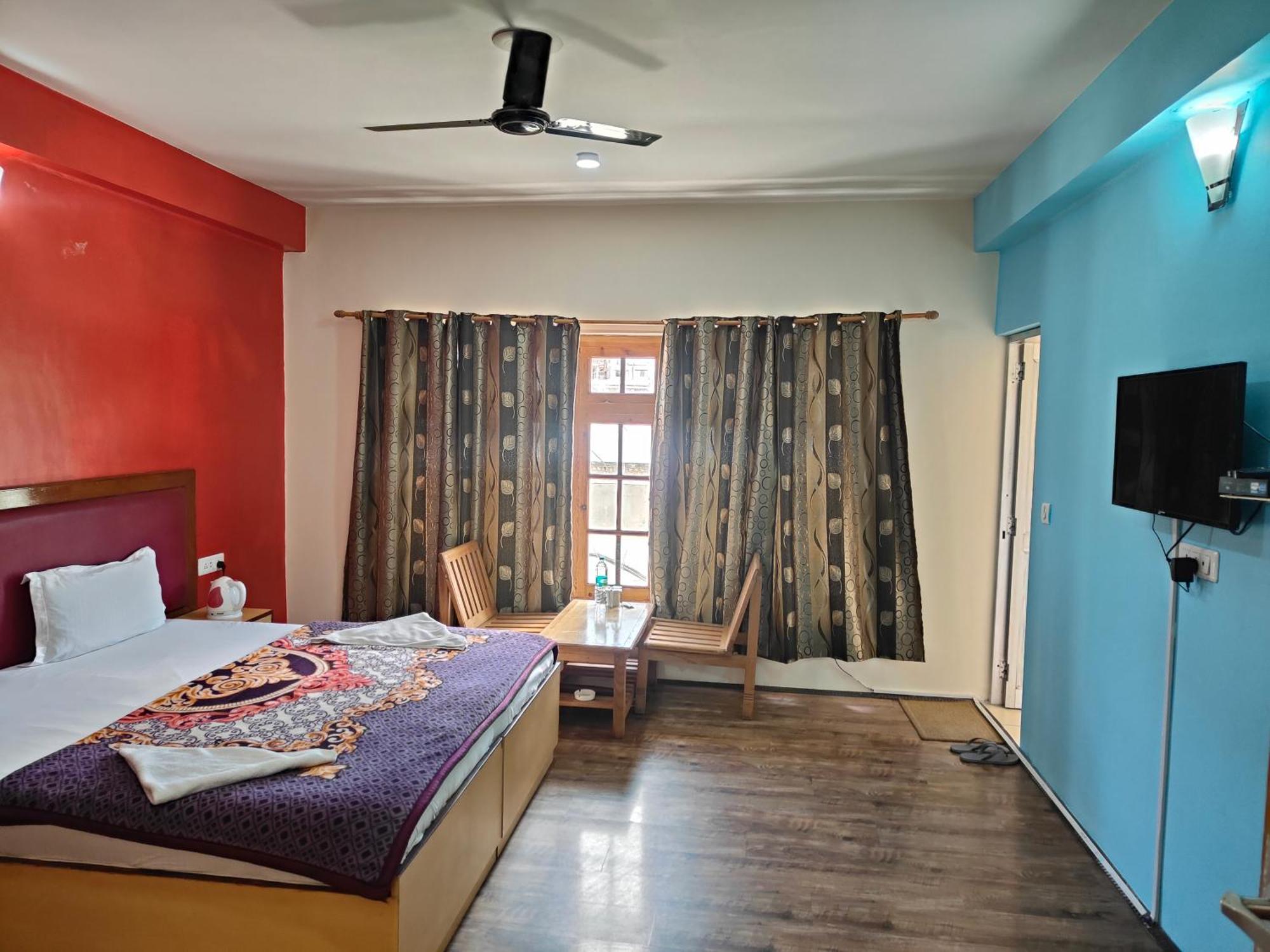 Tsaskan Hotel Лех Экстерьер фото